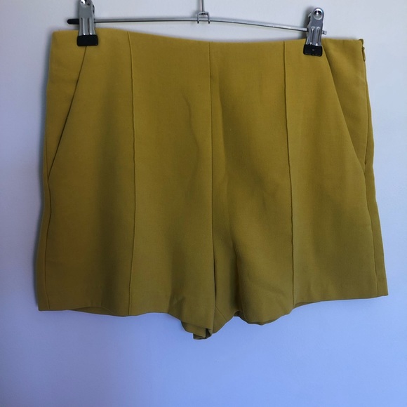 Zara Pants - Zara mustard yellow city shorts size medium